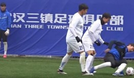 武汉三镇内援最新爆料,转会风云再起，新赛季阵容调整揭秘！”