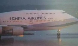 飞机副机长爆料案例最新,航班惊险瞬间背后的真实故事